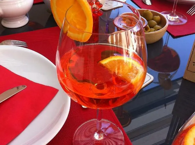 Junior Le Pied De Mulet ゲストハウス 4*